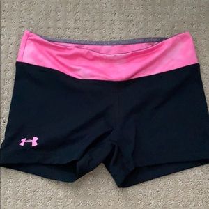 Underarmour spandex shorts